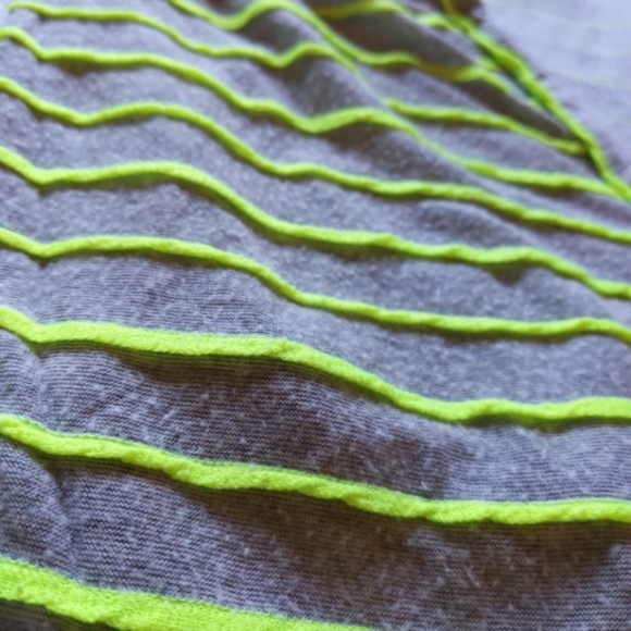 Lightweight Retro Cardigan - Picture 6 of 8